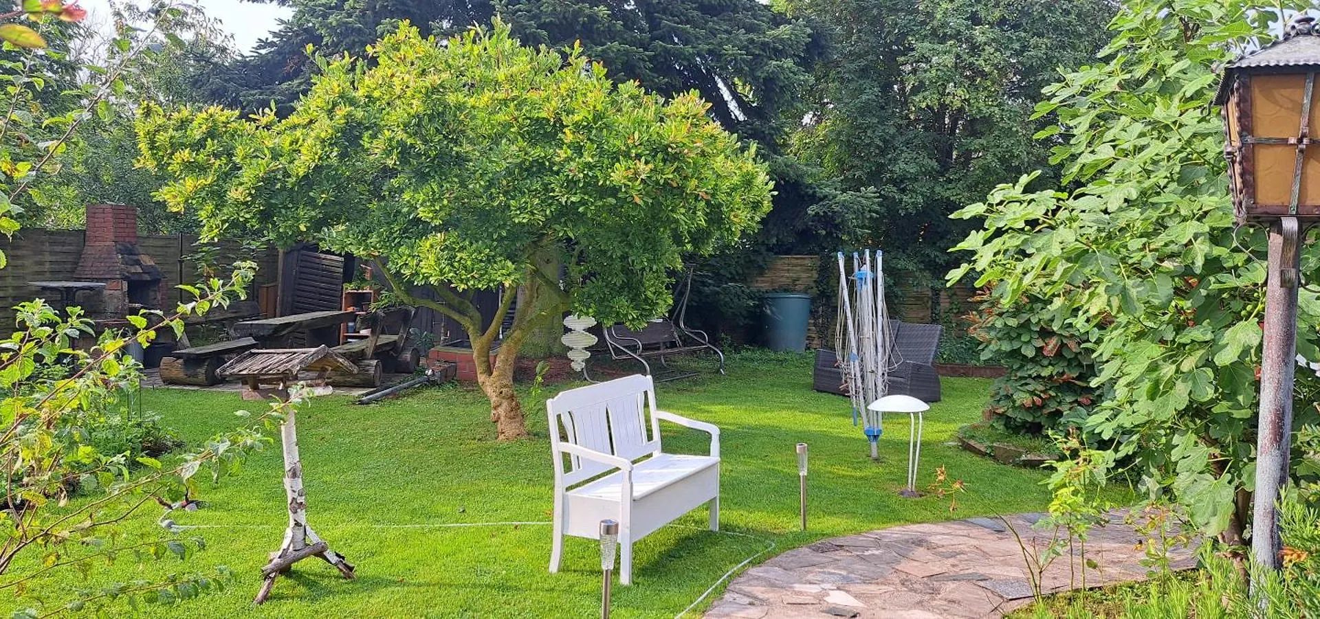 Bungalow an der Tanne mit überdachter Terrasse Düsseldorf Deutschland